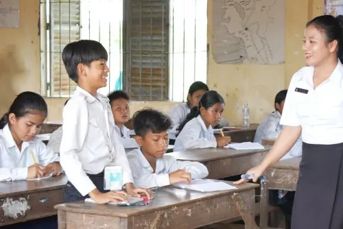 ការ​បៀតបៀន​ផ្លូវចិត្ត​ ​មាក់ងាយ ​(​Bullying​)​ ​ក្រសួង​អប់រំ​ ​ហាម​ឃាត់ដាច់ខាត​នៅ​តាម​សាលារៀន​រដ្ឋ​ ​និង​ឯកជន​