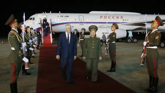 ស្ងាត់ៗ រដ្ឋមន្ត្រីមហាផ្ទៃរុស្ស៊ី ទៅដល់កូរ៉េខាងជើង - AMS Article Thumbnail