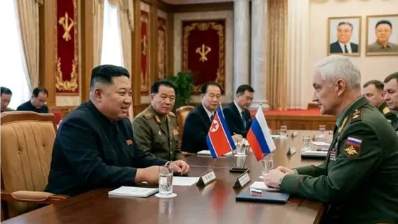 រុស្ស៊ី និង កូរ៉េខាងជើង ពង្រឹងកិច្ចសហប្រតិបត្តិការយោធា - AMS Article Thumbnail