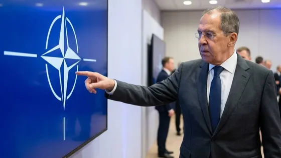 លោក Lavrov ចោទ លោកខាងលិចកំពុងត្រៀមធ្វើសង្គ្រាមជាមួយ រុស្ស៊ី - AMS Article Thumbnail
