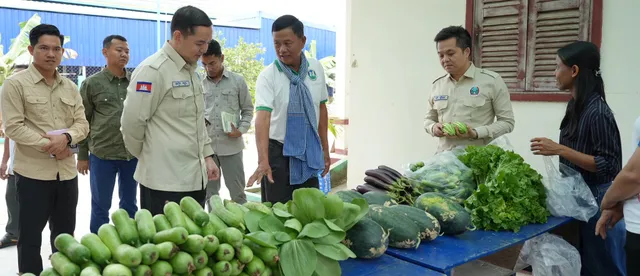 សហគមន៍ចំប៉ាសែនជ័យ ត្រៀមខ្លួនរួចរាល់ក្នុងការប្រែកា្លយជាសហគមន៍កសិកម្មទំនើប​ - AMS Article Thumbnail