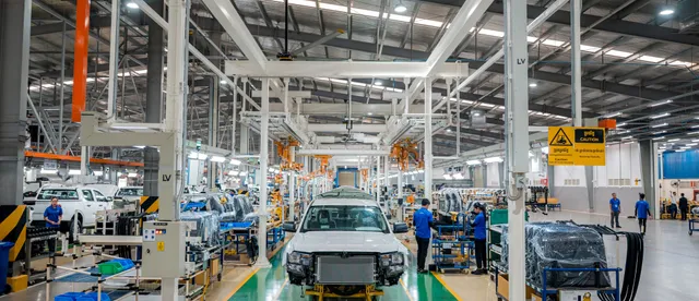 រថយន្ត Ford ប្រមាណ ១៦ ០០០ គ្រឿង ត្រូវបានផលិតនៅកម្ពុជាចាប់តាំងពីឆ្នាំ២០២២ - AMS Article Thumbnail