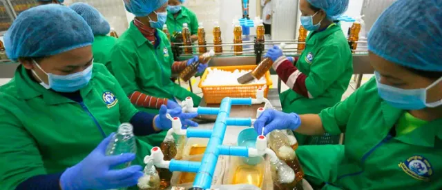 ឥណទានលក្ខណៈបុគ្គលប្រើប្រាស់សម្រាប់អាជីវកម្មខ្នាតតូច កើនដល់ជាង ៣៧ ពាន់លានដុល្លារ - AMS Article Thumbnail