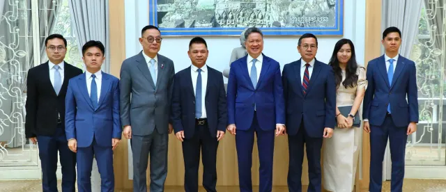 សហគ្រាសរដ្ឋឈានមុខគេមួយរបស់ចិន បង្កើនការបញ្ជាទិញដំឡូងមីប្រមាណ ១ លានតោនពីកម្ពុជា - AMS Article Thumbnail