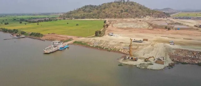 កំពង់ផែ​ពហុបំណង​ និងមណ្ឌលភស្តុភារកម្មកំពង់ឆ្នាំង ​នឹង​ជួយ​ជំរុញទំនិញ-កសិផល​កម្ពុជា​ទៅកាន់ទីផ្សារ​កាន់តែទូលាយ​ - AMS Article Thumbnail