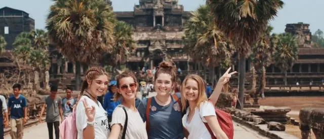 ផ្ទុះភ្លើងសង្គ្រាមនៅមជ្ឈិមបូព៌ា ជាចំណែកធ្វើ​ឱ្យប៉ះពាល់ដល់វិស័យទេសចរណ៍នៅកម្ពុជា - AMS Article Thumbnail