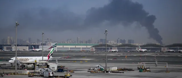 ការបិទវិស័យ​ដឹកជញ្ជូនតាមផ្លូវទឹក និងផ្លូវអាកាស​​នៅមជ្ឈិម​បូព៌ា​ធ្វើឱ្យកម្ពុជា​រងផល​ប៉ះពាល់​មួយកម្រិត​ - AMS Article Thumbnail