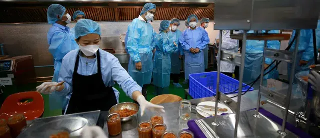 វិស័យ MSMEs ជាឆ្អឹងខ្នងដ៏សំខាន់ និងជាកម្លាំងចលករចម្បងជំរុញសេដ្ឋកិច្ចកម្ពុជាឱ្យមានភាពធន់ អភិវឌ្ឍន៍ប្រកបដោយចីរភាព - AMS Article Thumbnail