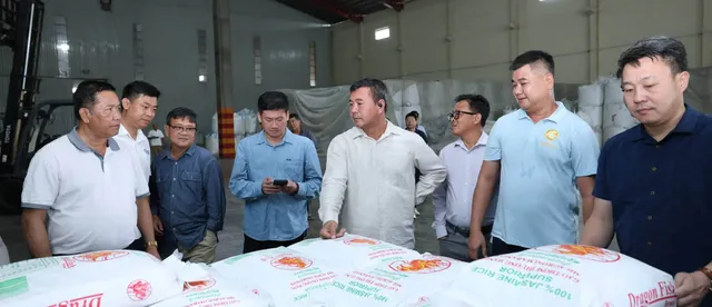 ទុន​ ​២០០ ​លាន​ដុល្លារ​ ជំរុញ​កម្ពុជា​ឆ្ពោះទៅ​គោលដៅ​នាំចេញ​អង្ករ​ ១ លាន​តោន - AMS Article Thumbnail