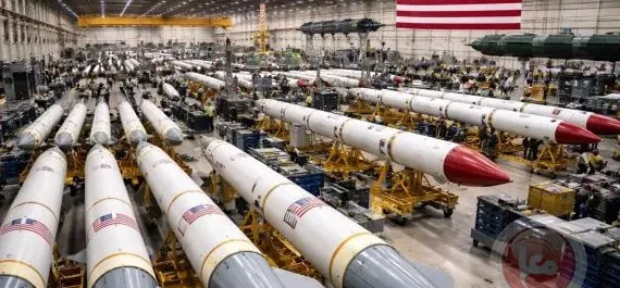 Thumbnail for ក្រុមហ៊ុនផលិតមីស៊ីលធំៗប្តេជ្ញាបង្កើនល្បឿនផលិតកម្មឲ្យបាន៤ដង ដើម្បីគាំទ្រយោធាអាម៉េរិក