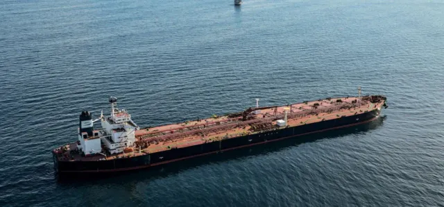 Thumbnail for សហរដ្ឋអាម៉េរិក អនុញ្ញាតឱ្យប្រទេសនានាទិញប្រេងជាប់ទណ្ឌកម្មរបស់រុស្ស៊ី