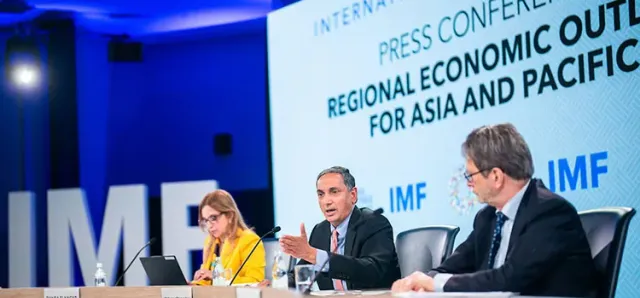 Thumbnail for IMF៖ កម្ពុជានឹងមានកំណើនសេដ្ឋកិច្ចក្នុងរង្វង់ ៤% នៅក្នុងឆ្នាំ​ ២០២៦​