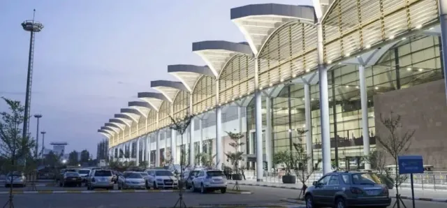 Thumbnail for អតីតព្រលានយន្តហោះអន្តរជាតិ-ភ្នំពេញ នឹង​បើក​ឱ្យសាធារណជន​ចូលលេង​កម្សាន្តរយៈពេល​​៩ថ្ងៃ អំឡុង​បុណ្យចូលឆ្នាំខ្មែរ​