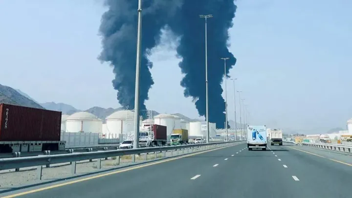 ហេដ្ឋារចនាសម្ព័ន្ធនៅមជ្ឈិមបូព៌...