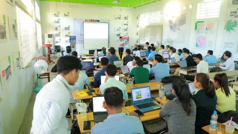 ក្រសួងអប់រំ បណ្តុះបណ្តាលគ្រូ២រយនាក់ លើជំនាញអប់រំបង្កើតហ្គេម