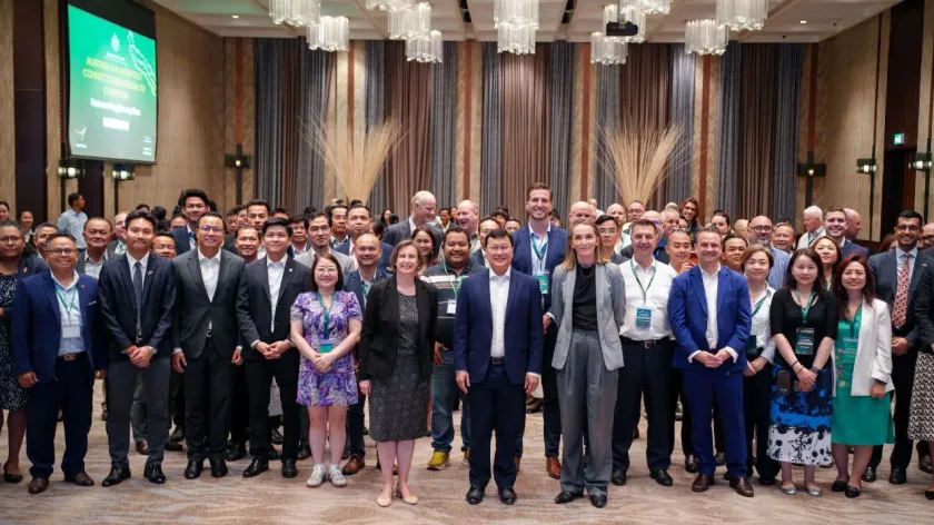 កម្ពុជា-អូស្ត្រាលី ជំរុញការវិន...