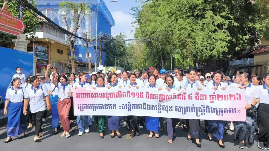 ស្រ្តីជិត២ពាន់នាក់ ចូលរួមព្រឹត្តិការណ៍ "ដើរដើម្បីសន្តិភាពយូរអង្វែង សម្រាប់យើងទាំងអស់គ្នា"