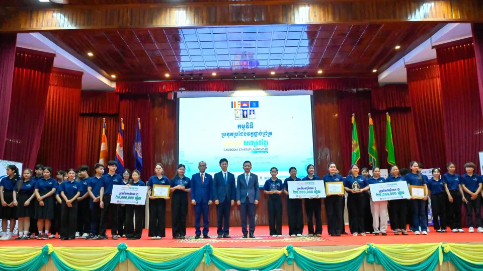 កម្មវិធី “មគ្គទេសក៍សហគ្រិនខ្មែ...