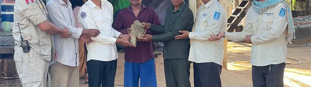 Image for article: ពលរដ្ឋ​ប្រទះ​ឃើញ​ដង​ខ្លួន​ទេវរូប​សតវត្សរ៍ទី១១ នៅទួលបុរាណស្រុក​ជាំ​ក្សាន្ត