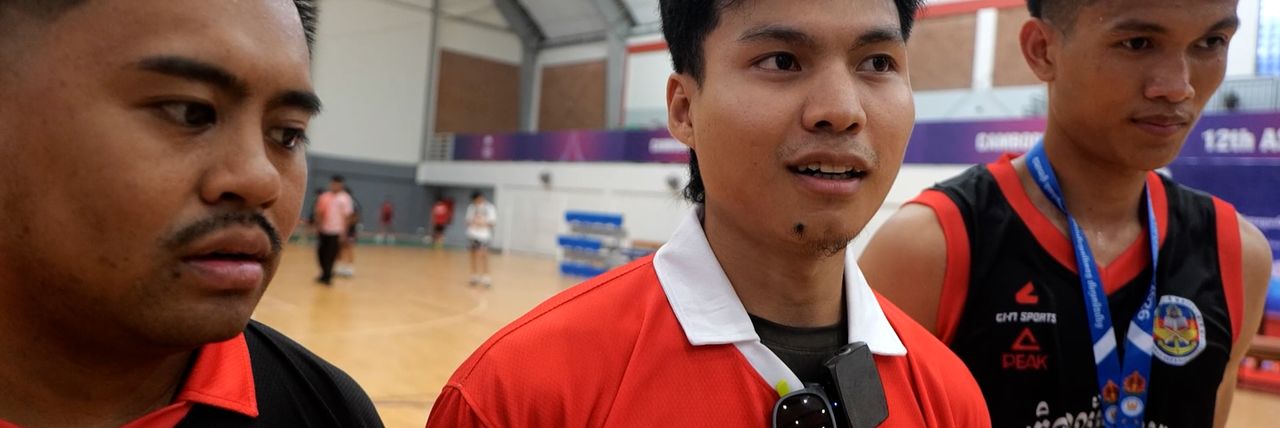 មិនមែនចៃដន្យ! គ្រូជំនួយសាកលវិទ្យាល័យការពារជាតិបង្ហើបយុទ្ធសាស្ត្រវាយបកគ្រងជើងឯកបាល់បោះ - Article Thumbnail