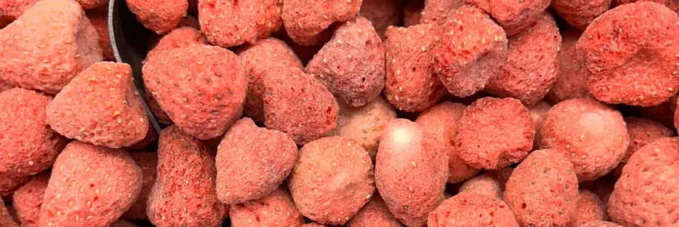 ក្រុមហ៊ុនមួយនៅចិន សារភាពថា ស្ត្របឺរីក្រៀមរបស់ខ្លួន មានផ្ទុកថ្នាំសម្លាប់សត្វល្អិត ២០ ប្រភេទ និងលោហៈធ្ងន់លើសកម្រិតកំណត់ - Main Article Image