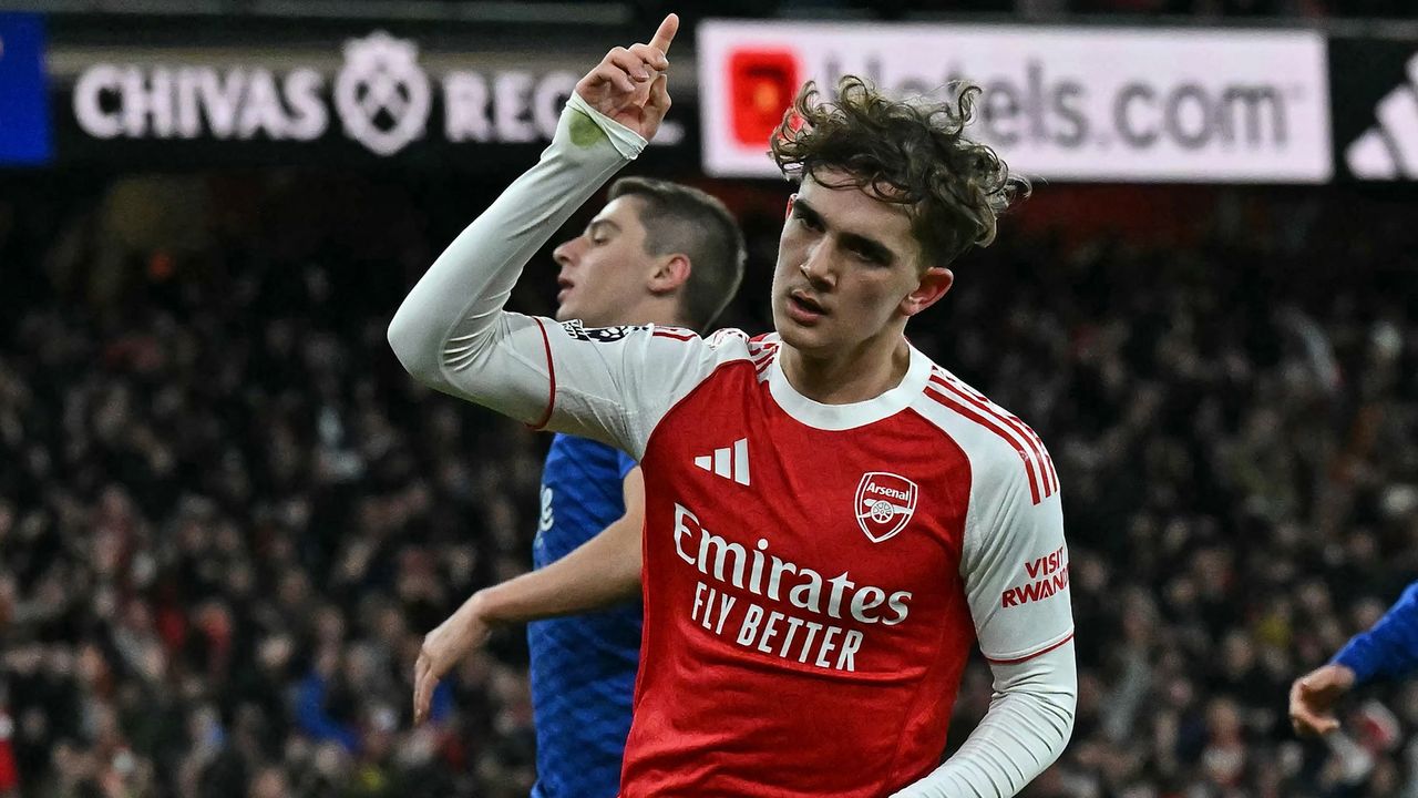 Arsenal ខិតកាន់តែជិតការឈ្នះ PL ខណៈ Barcelona បន្ដរក្សាគម្លាត៤ពិន្ទុពី Real Madrid