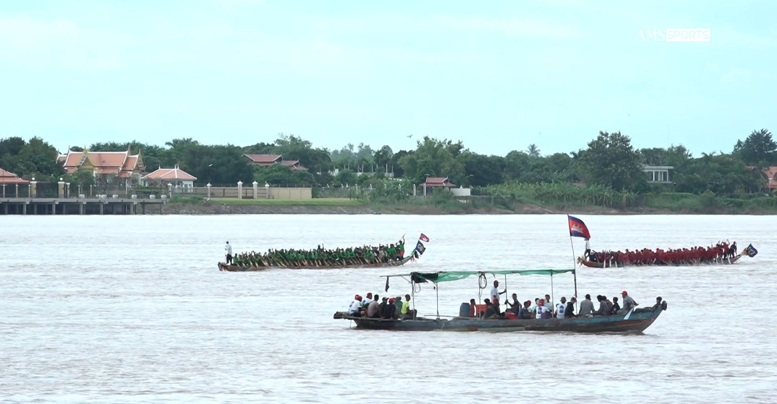 ខ្លះអំពីការប្រណាំងទូក ង នៅខេត្