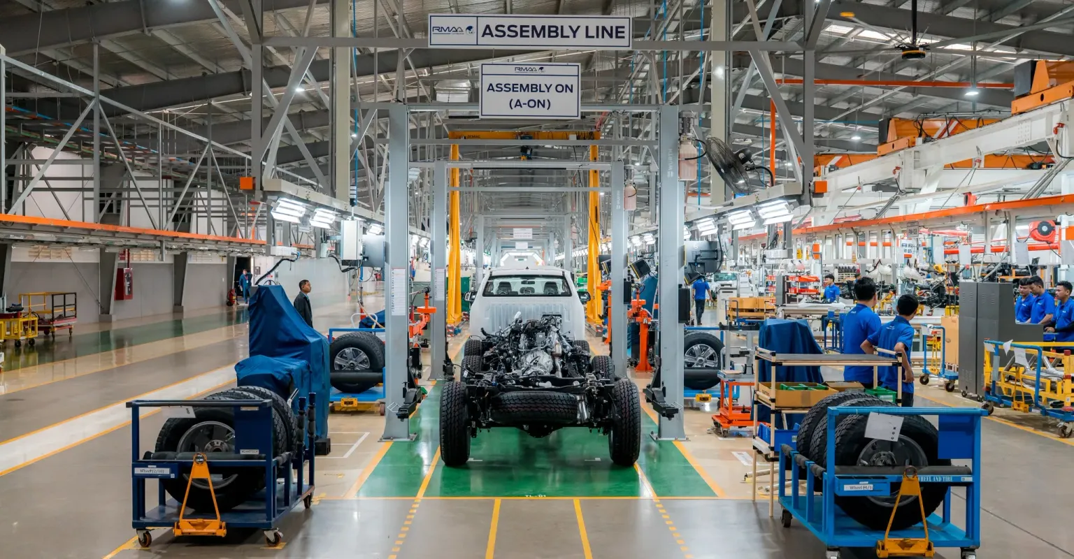 កម្ពុជាមានរោងចក្រផលិត ផ្គុំ និ...