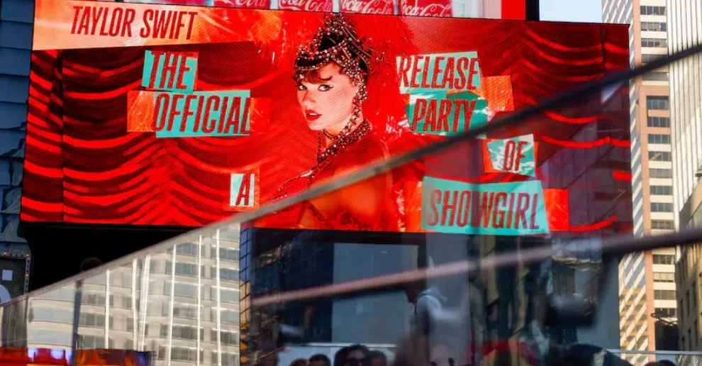 Taylor Swift ត្រូវគេប្ដឹងពីបទរំលោភលើកម្មសិទ្ធិបញ្ញា ចំពោះអាល់ប៊ុម "The Life of a Showgirl"