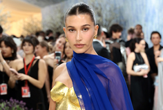 Hailey Bieber ទម្លាយពីសម្ពាធដែលត្រូវក្លាយជាម្ដាយ និងលក់ក្រុមហ៊ុន Rhode ក្នុងពេលប្រកៀកគ្នា