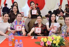 លោកជំទាវអ្នកឧកញ៉ា ម៉ៅ ចំណាន ឆ្លើយ​តបចំៗ ក្រោយមានគេសួរថា "សមាគមសិល្បករខ្មែរកំពុងកសាងអ្វី"?