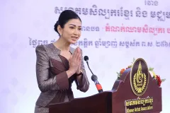 ប្រធានសមាគមសិល្បករខ្មែរ ទទួលតំណែងជា អភិបាលកិត្តិយស នៃព្រឹត្តិការណ៍មហោស្រពភាពយន្តអន្តរជាតិកម្ពុជា - Article