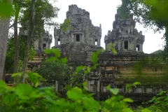 ភស្តុតាង​លើ​សិលាចារឹក! ប្រាសាទ​តាកែវ​ធ្លាប់​ត្រូវ​រន្ទះ​បាញ់​ពេល​កំពុង​ដំណើរការ​សាងសង់ - Article
