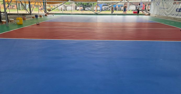 តារាងបាល់ទះវិទ្យាល័យវត្តកោះក្រាលកម្រាលថ្មីគុណភាពពិសេសជាងមុនកាន់តែងាយស្រួលដល់ការប្រកួតផ្លូវការនានា