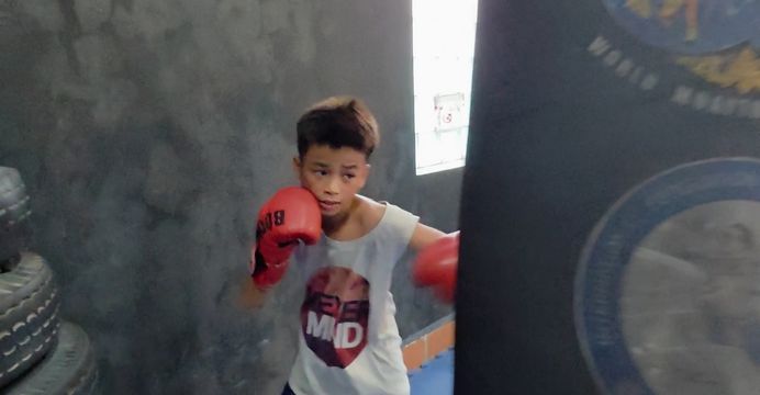 ពេជ្រ មុន្នីរ័ត្ន ពន្លកប្រដាល់សកលវ័យ១២ឆ្នាំមកពីខេត្តក្រចេះ កំពុងសម្រួចខ្លួនឆ្ពោះទៅគោលដៅជាកីឡាករលំដាប់ប្រទេស