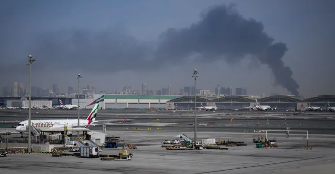 ការបិទវិស័យ​ដឹកជញ្ជូនតាមផ្លូវទ...