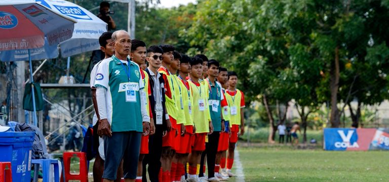 ក្រុមវិទ្យាល័យ ហ៊ុន សែន សេរីភា...