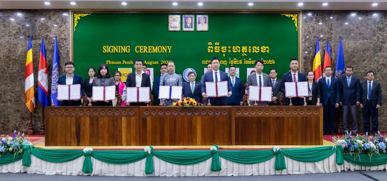 ក្រសួងការងារ ចាប់ដៃគ្នាជាមួយវិ...