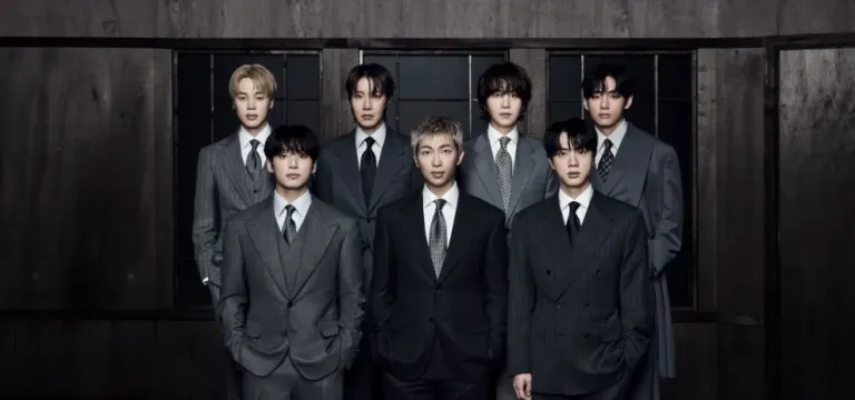 ការវិលត្រលប់របស់ BTS រកចំណូលចូលកូរ៉េ ៧០ ពាន់លានដុល្លារ ខណៈក្លាយជា BTS-Nomics ផ្លាស់ប្ដូរសេដ្ឋកិច្ចពិភពលោក