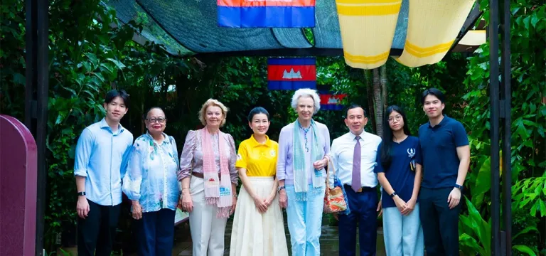 ព្រះអង្គម្ចាស់ក្សត្រិយ៍ នៃប្រទេសដាណឺម៉ាក កោតស្ញប់ស្ញែងកម្ពុជាក្នុងដំណើរយាងទតប្រាសាទអង្គរវត្ត និងសិប្បកម្មខ្មែរនៅសៀមរាប