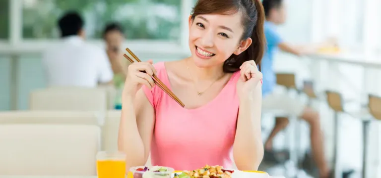 ស្ត្រេសគិតអីមិនចេញ សាកល្បងញ៉ាំអាហារ ៧ មុខនេះ ជួយឱ្យអ្នករីករាយជាងមុន