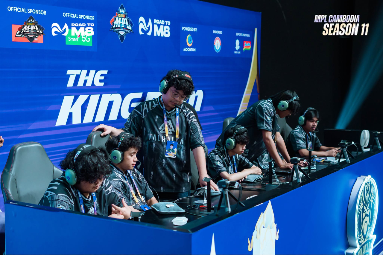 Image for article: ឃើញ E-Sports នៅកម្ពុជារីកចម្រើនខ្លាំងជាងមុន គ្រូក្រុម Valhalla ជំរុញកីឡាករក្ដោបឱកាសមាសនេះឱ្យជាប់