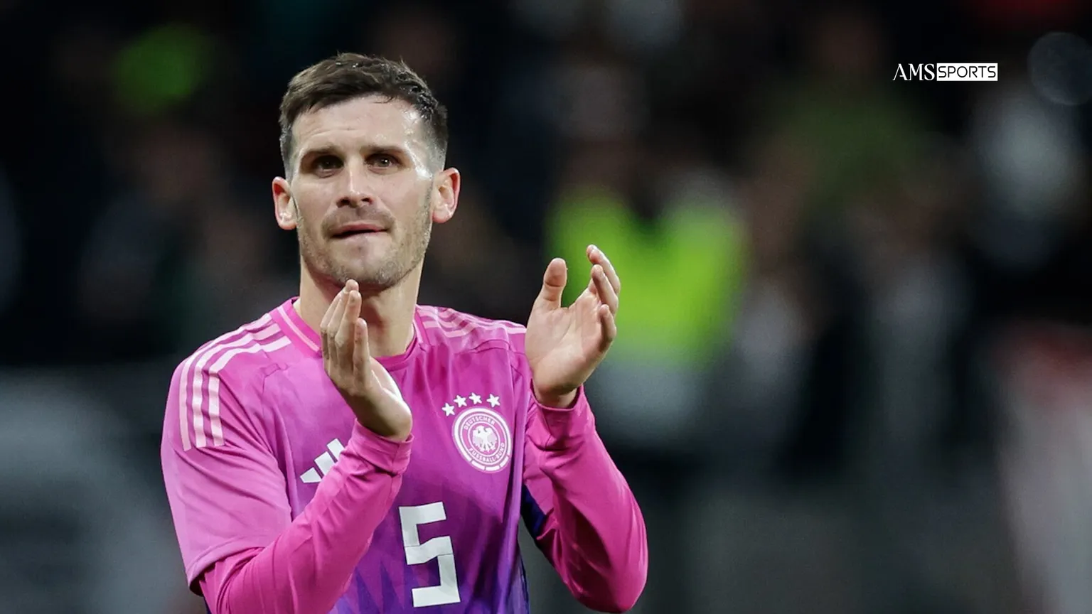 Thumbnail for Pascal Gross ខ្សែបម្រើកំពុងលេចធ្លោរបស់ Brighton បង្ហើបថាបានចូលនិវត្តន៍ពីជម្រើសជាតិទៅហើយ