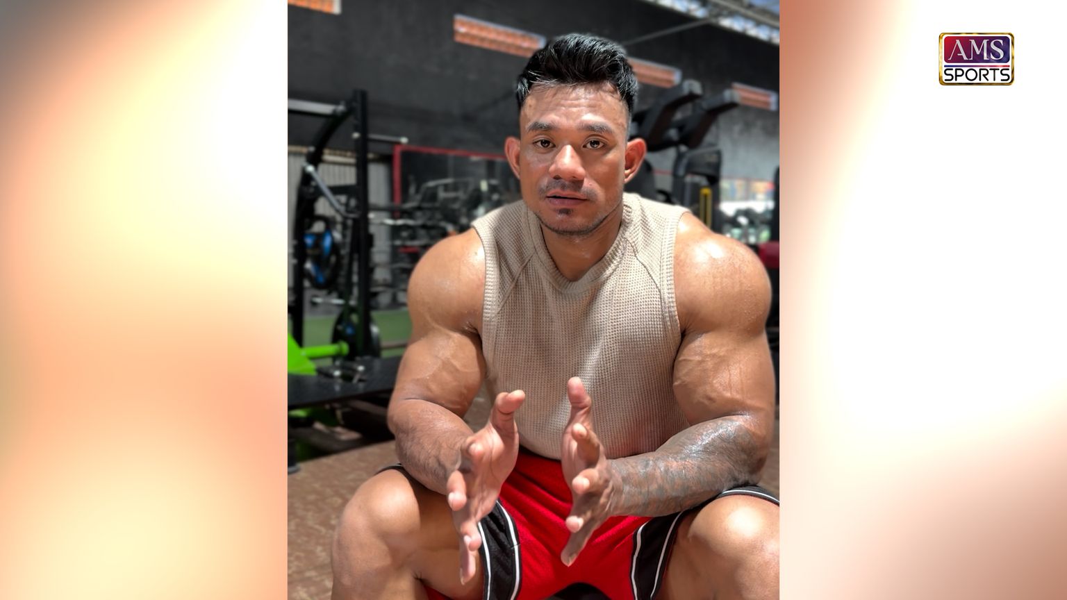 Image for article: សំបូរ សោភ័ណ្ឌ សម្ងំលត់ដំសាច់៨ខែ ដើម្បីក្ដីស្រមៃជាកីឡាខ្មែរដំបូងយកបាន Pro Card នៅ IFBB