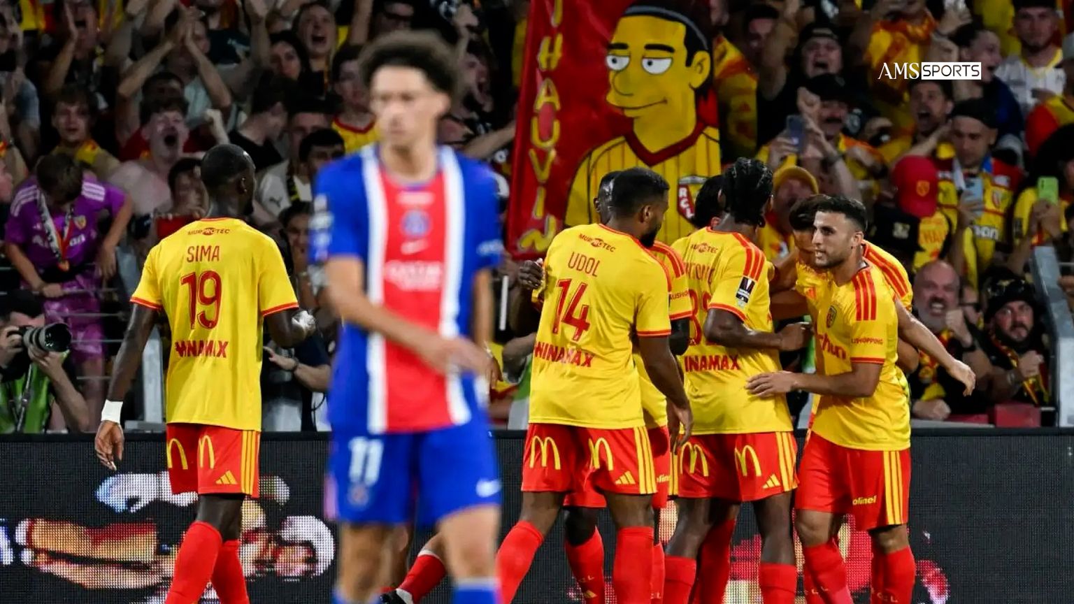 RC Lens ប្រកាសចែកផ្លូវគ្នាជាមួយគ្រូបង្វឹកដែលជួយក្រុមឈ្នះ PSG លើកពាន French Super Cup - Article Thumbnail